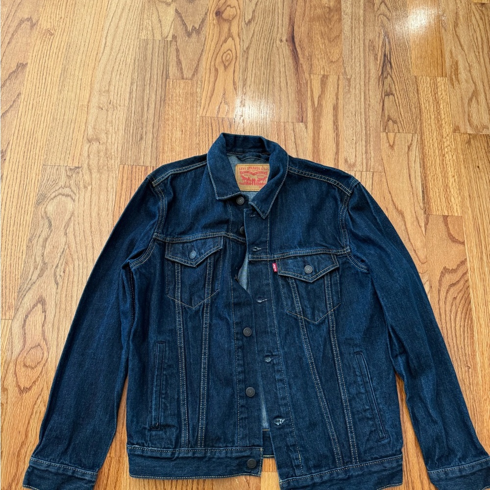 Levi's dark wash denim jacket